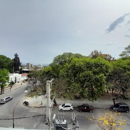 Departamento Centrico Plaza Alvarado Con Cochera サルタ エクステリア 写真